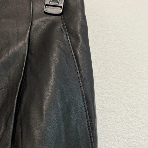 Vince NEW Pleat Front Tapered Leather Trousers Black Size 2 - Picture 8 of 11